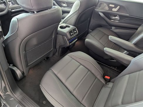 New 2026 Mercedes-Benz GLS 450 4MATIC image 12