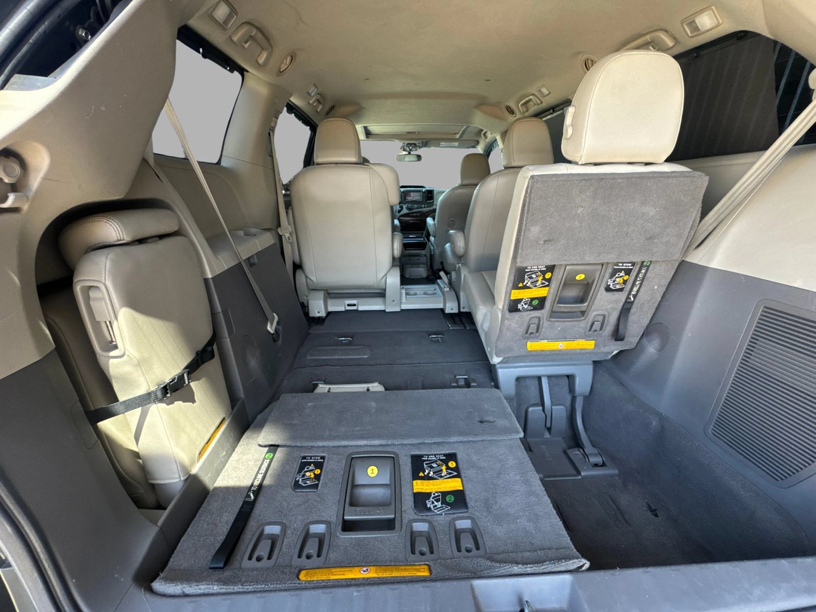 Used 2011 Toyota Sienna XLE w/ XLE Navigation Pkg FWD image 42