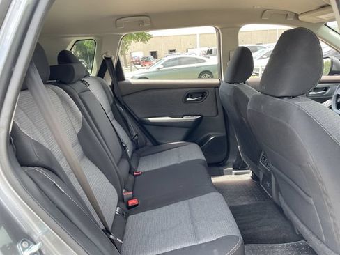 Used 2023 Nissan Rogue SV FWD image 27