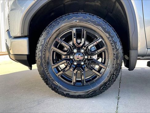 New 2026 GMC Sierra 1500 Elevation w/ Elevation Premium Package AWD/4WD image 29