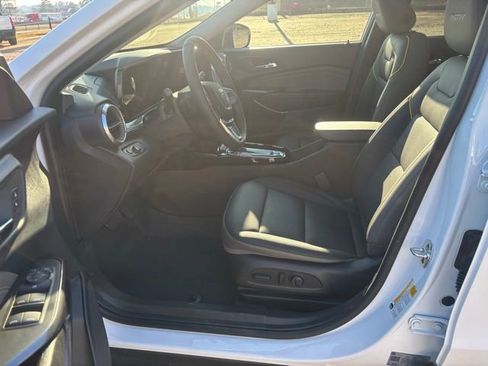 New 2026 Chevrolet Trax ACTIV w/ Driver Confidence Package FWD image 12