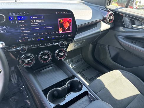 Used 2024 Chevrolet Blazer EV RS AWD/4WD image 22