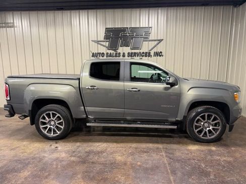 Used 2017 GMC Canyon Denali image 7