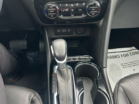 Used 2023 Buick Encore GX Essence w/ Experience Buick Package FWD image 13