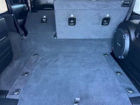 Used 2022 Jeep Wrangler Unlimited Sahara image 15