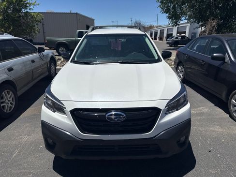Used 2022 Subaru Outback Onyx Edition XT AWD/4WD image 2