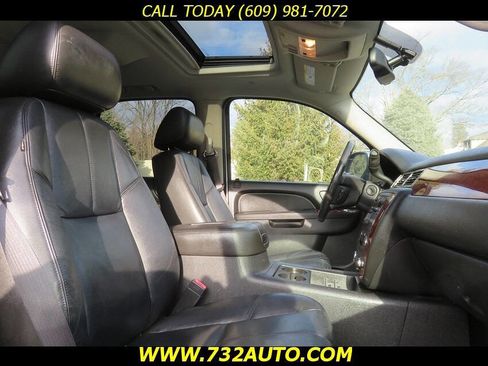Used 2011 Chevrolet Tahoe LT w/ Regional Value Package image 7