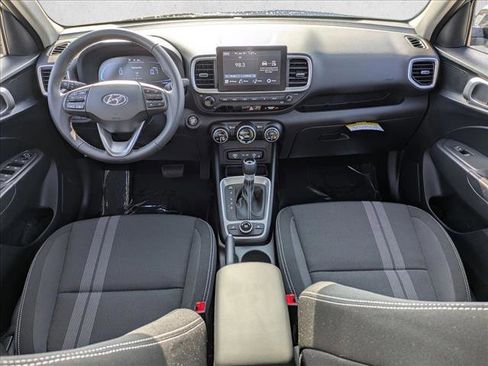 New 2026 Hyundai Venue SEL image 15