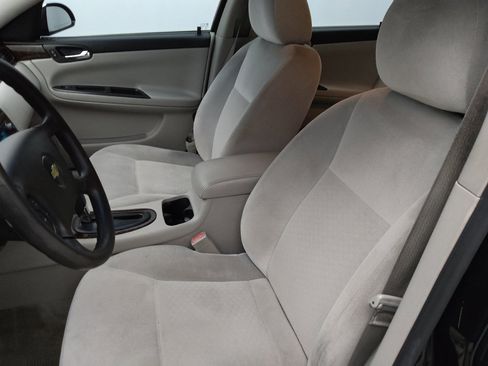 Used 2015 Chevrolet Impala Limited LS FWD image 17