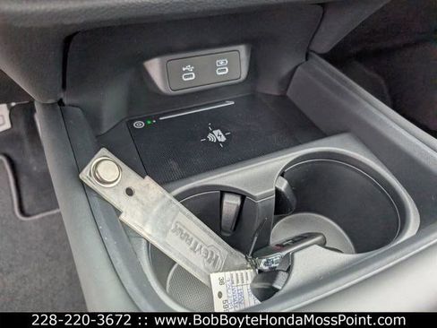 New 2026 Honda HR-V LX image 16