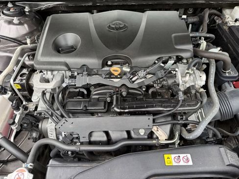 Used 2023 Toyota Camry SE image 31