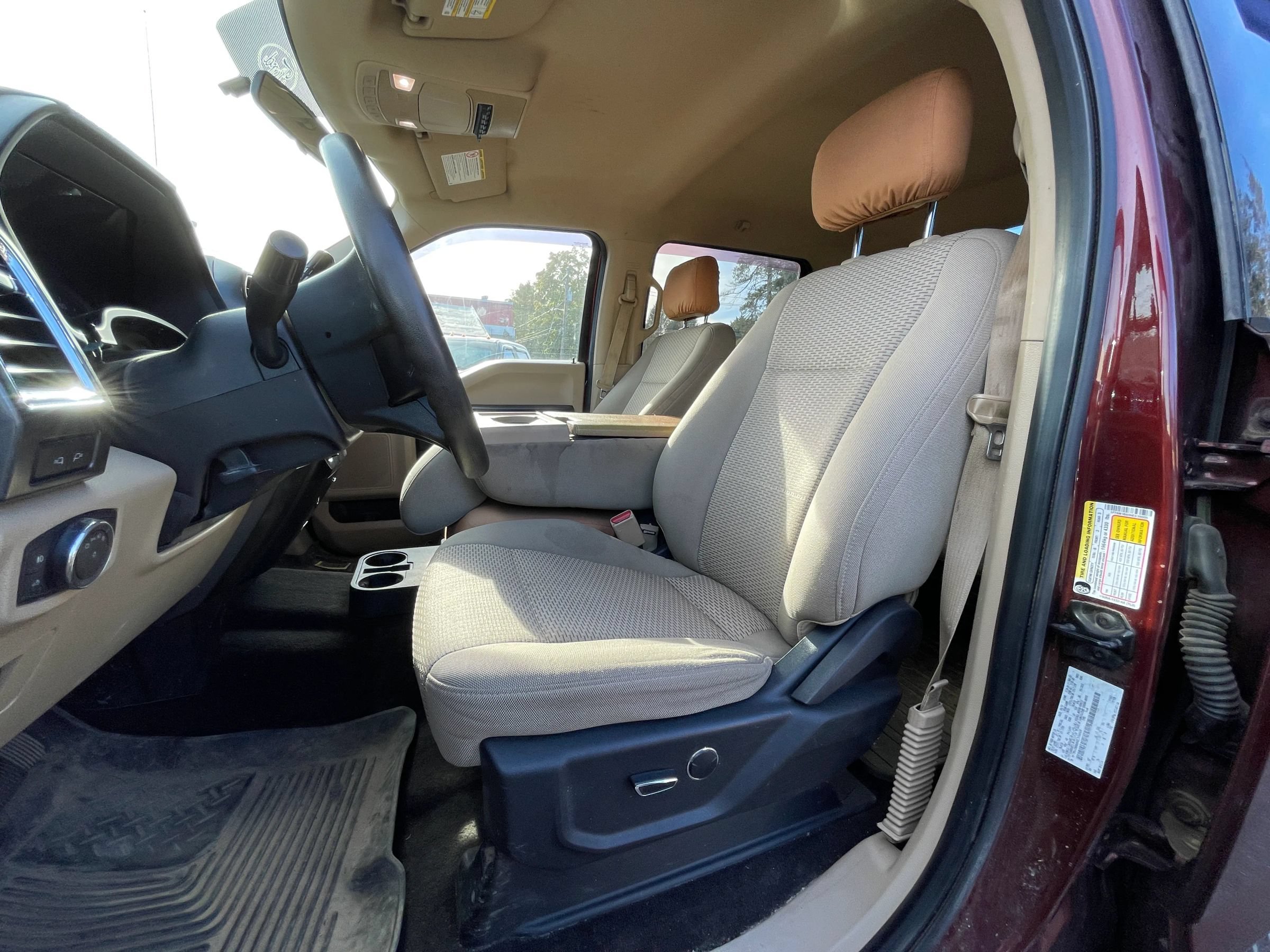 Used 2017 Ford F350 XLT AWD/4WD image 9