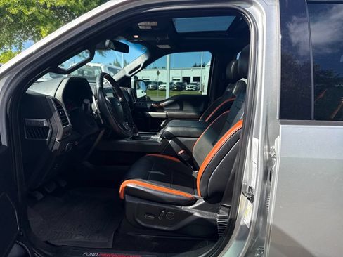 Used 2017 Ford F150 Raptor w/ Equipment Group 802A Luxury AWD/4WD image 5