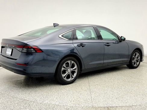 Used 2024 Honda Accord EX image 5