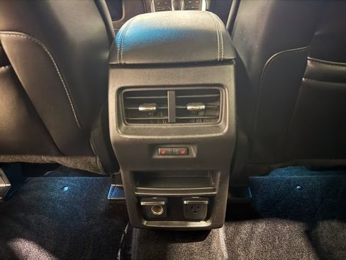 Used 2015 Ford Edge Sport w/ Equipment Group 401A AWD/4WD image 21