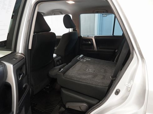 Used 2019 Toyota 4Runner SR5 image 21