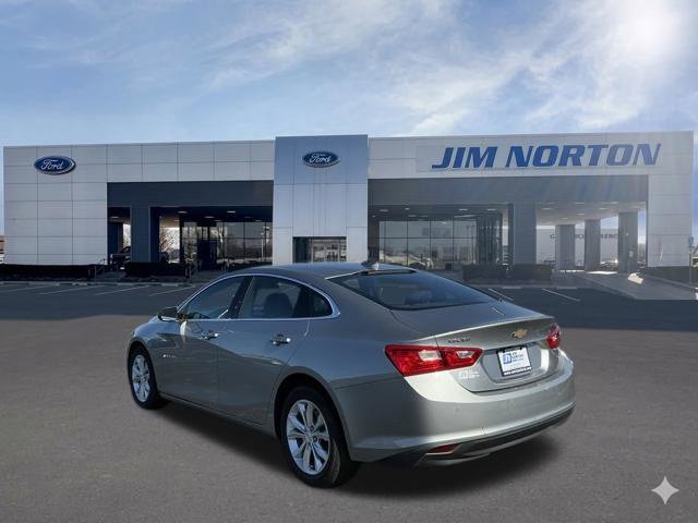 Used 2025 Chevrolet Malibu LT FWD image 7