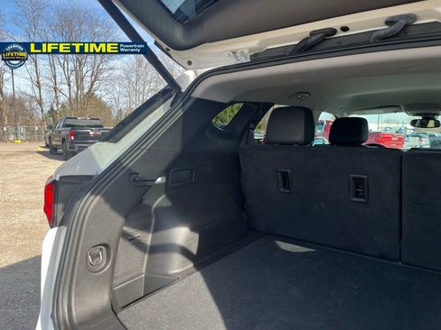 Used 2024 Chevrolet Blazer LT AWD/4WD image 11