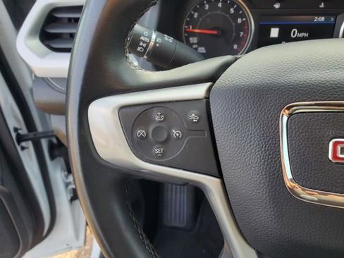 Used 2023 GMC Acadia SLT image 27