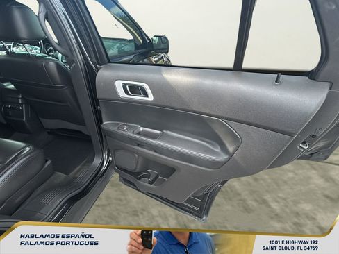 Used 2014 Ford Explorer XLT w/ Equipment Group 202A FWD image 26