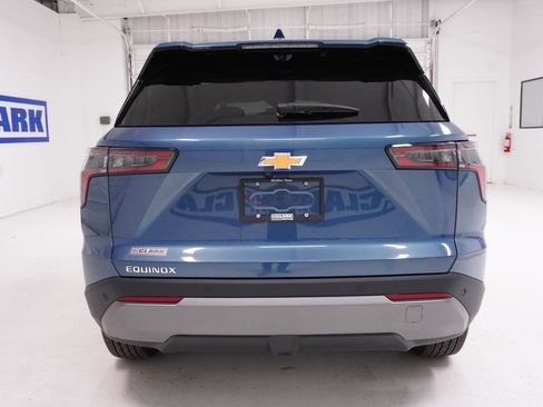 New 2026 Chevrolet Equinox LT w/ Safety and Technology Package image 6