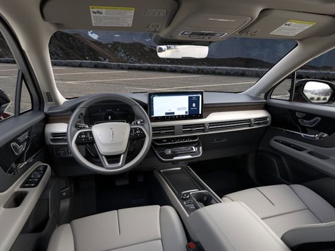 New 2026 Lincoln Corsair Reserve w/ Towing Package AWD/4WD image 9