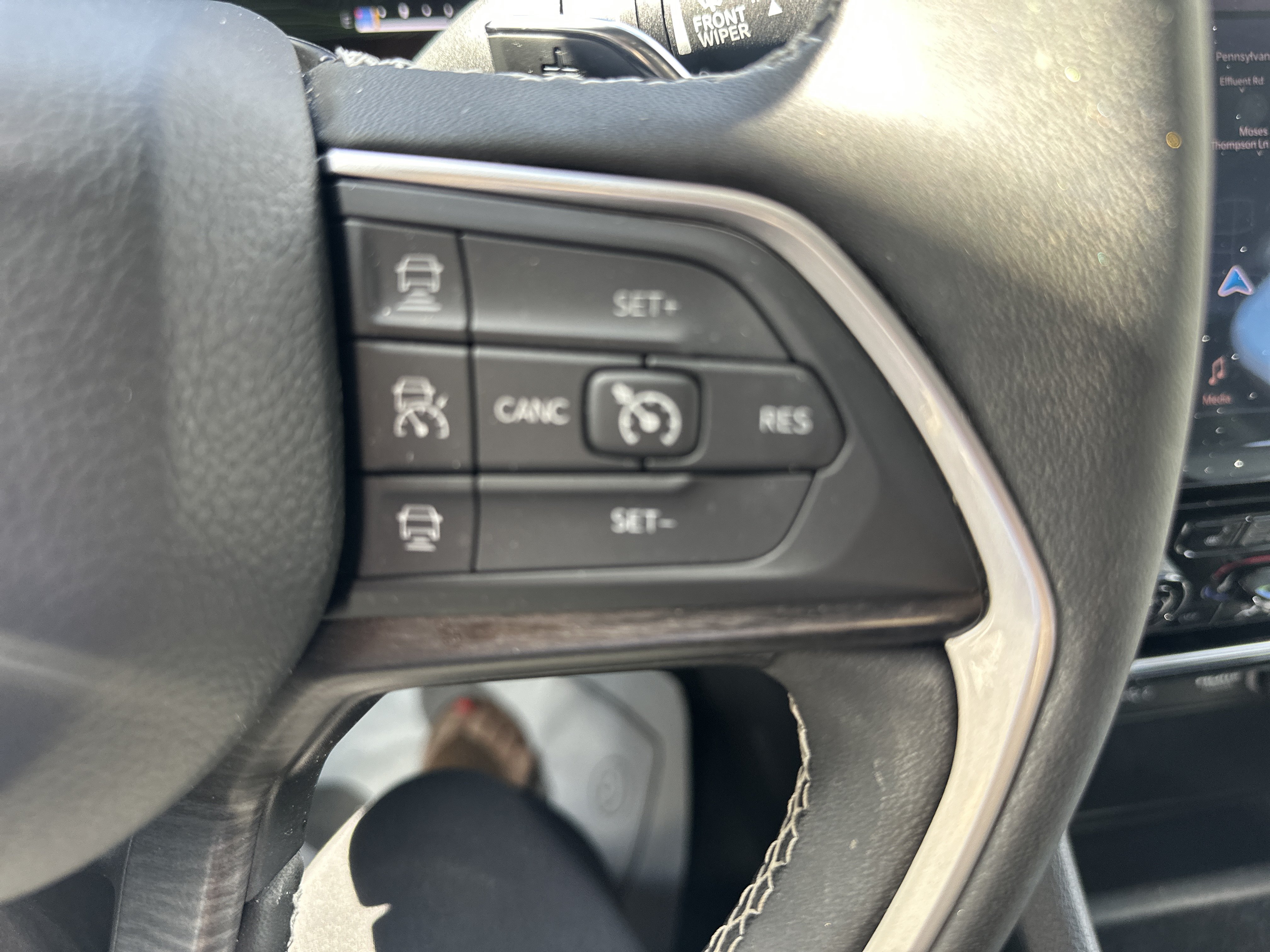 Used 2024 Jeep Grand Cherokee Limited 4xe AWD/4WD image 19