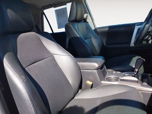 Used 2023 Toyota 4Runner Limited AWD/4WD image 15