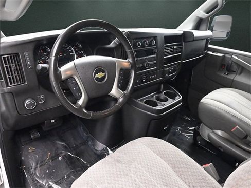 Used 2018 Chevrolet Express 2500 Extended w/ Driver Convenience Package image 10