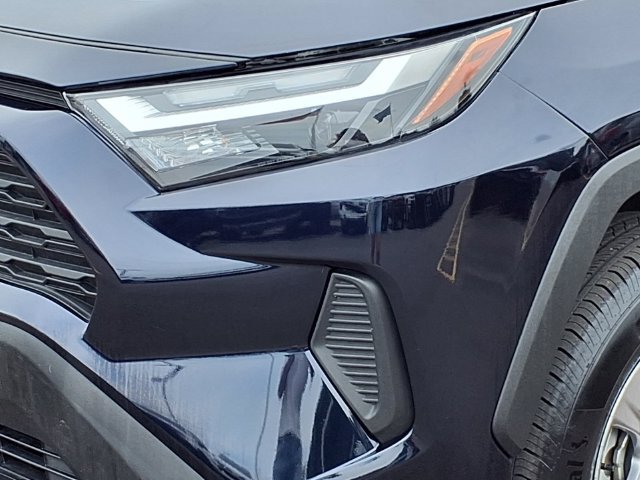 Used 2025 Toyota RAV4 XLE AWD/4WD image 26