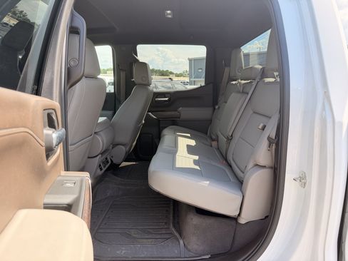 Used 2021 GMC Sierra 1500 SLT AWD/4WD image 28