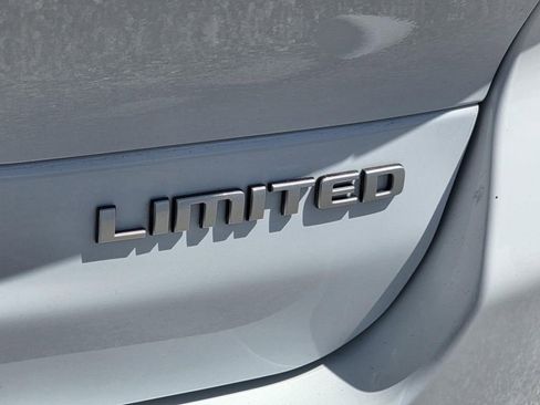 Used 2025 Jeep Grand Cherokee L Limited w/ Trailer Tow Package AWD/4WD image 36