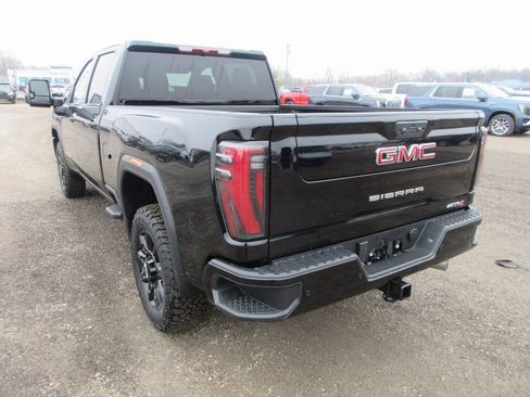 New 2026 GMC Sierra 2500 AT4 AWD/4WD image 8