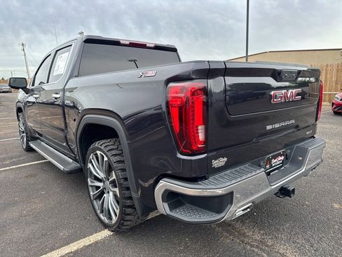 Used 2022 GMC Sierra 1500 SLT w/ X31 Off-Road Package AWD/4WD image 6