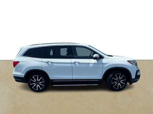 Used 2021 Honda Pilot Touring image 2