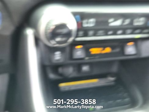 Used 2019 Toyota RAV4 XSE AWD/4WD image 18