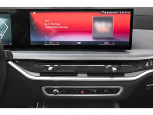 Used 2024 BMW X7 xDrive40i w/ Premium Package AWD/4WD image 13