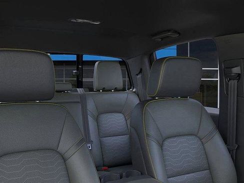 New 2025 Chevrolet Colorado ZR2 w/ Off-Road Front Bumper Package image 24