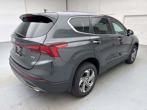 Used 2023 Hyundai Santa Fe SE image 11