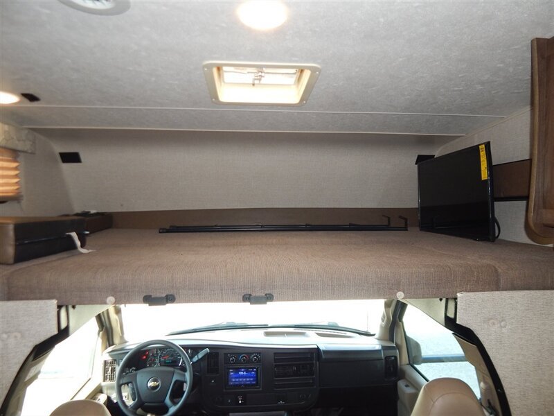 Used 2019 Chevrolet Express 4500 w/ RV Package RWD image 47
