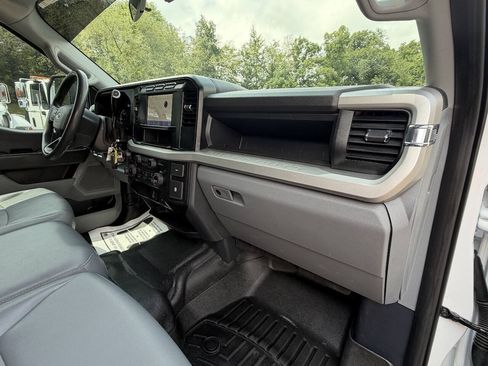 Used 2024 Ford F350 XL w/ XL Chrome Package AWD/4WD image 39