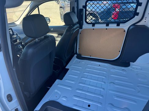 Used 2022 Ford Transit Connect XL image 21