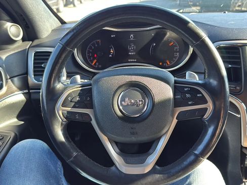 Used 2015 Jeep Grand Cherokee Limited w/ Trailer Tow Group IV image 8