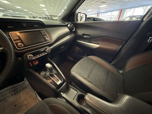 Used 2020 Nissan Kicks SR FWD image 31