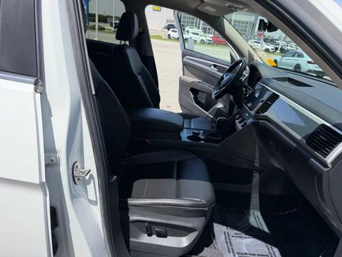 Used 2021 Volkswagen Atlas SEL R-Line AWD/4WD image 23