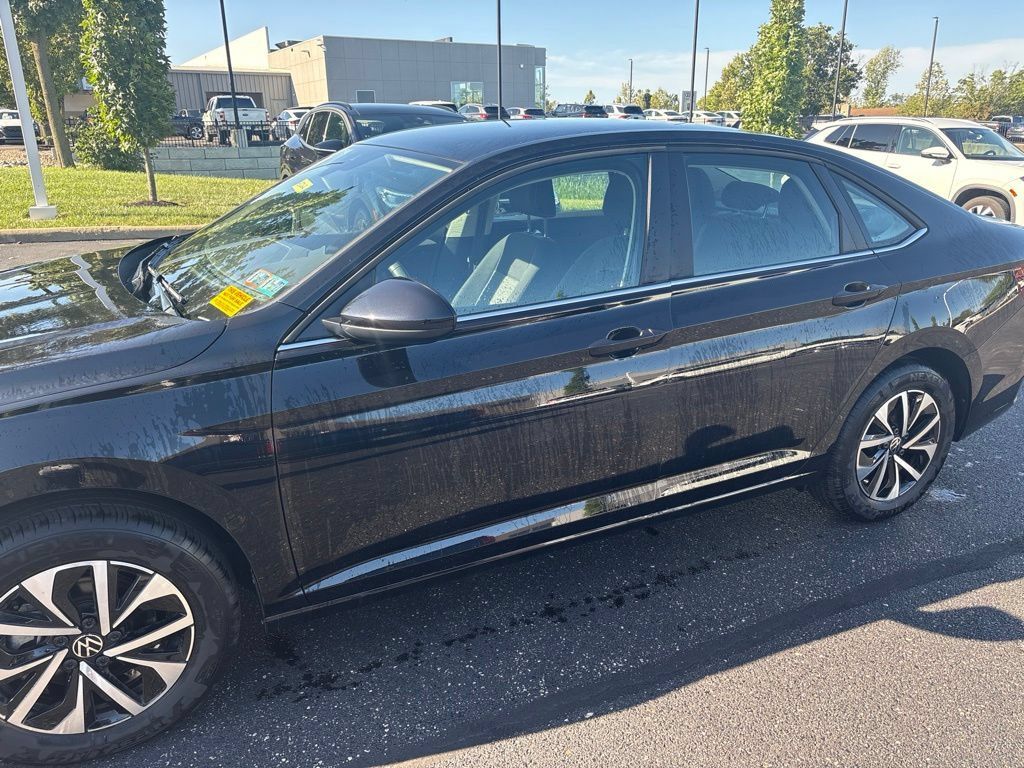 Used 2026 Volkswagen Jetta S FWD image 3