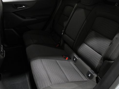 Certified 2025 Chevrolet Equinox LT image 19