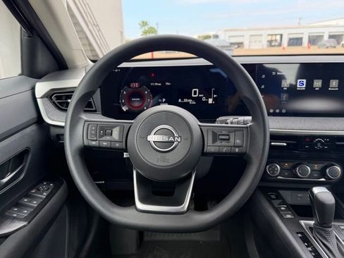 New 2026 Nissan Kicks S image 29