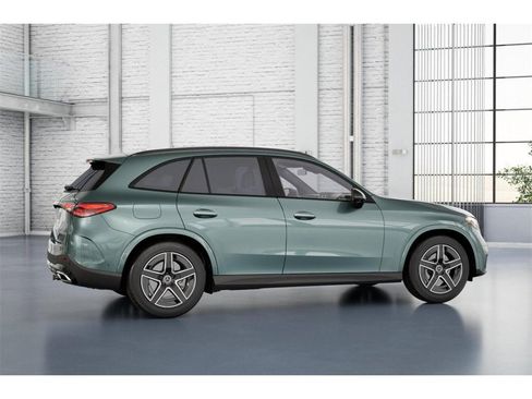 New 2026 Mercedes-Benz GLC 300 4MATIC image 18