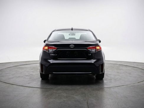 Used 2025 Toyota Corolla LE FWD image 7